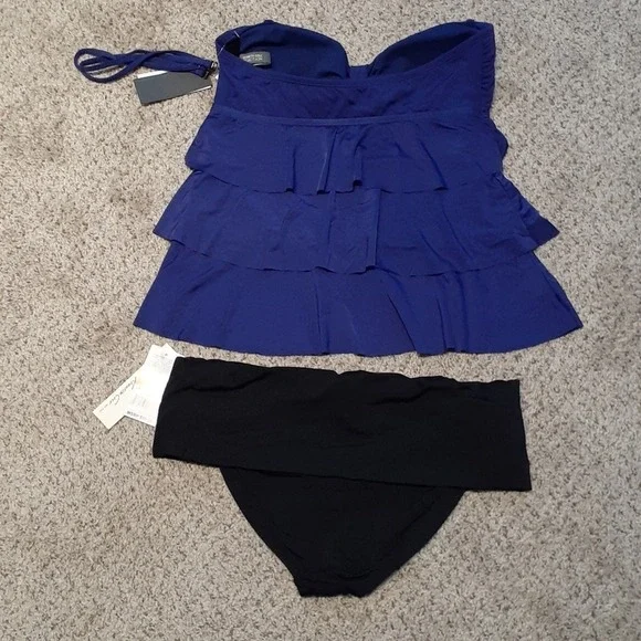NWT Kenneth Cole sz SM two-piece swim, $121.00 - Picture 2 of 6